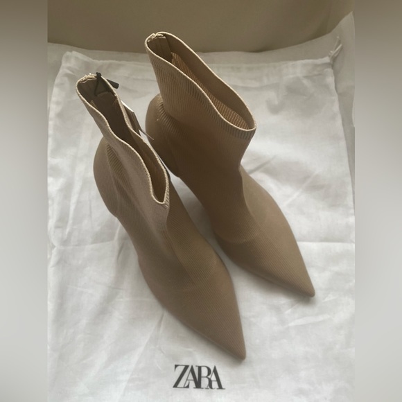 NWT ankle sock boots - Picture 4 of 8